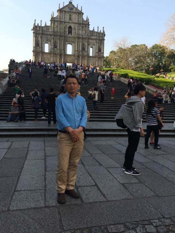 Larry的第一张照片--深圳认干亲服务网