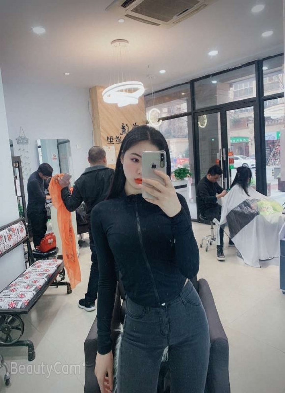 婷婷的第四张照片--深圳认干亲服务网