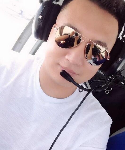 张宏发的第一张照片--深圳认干亲服务网