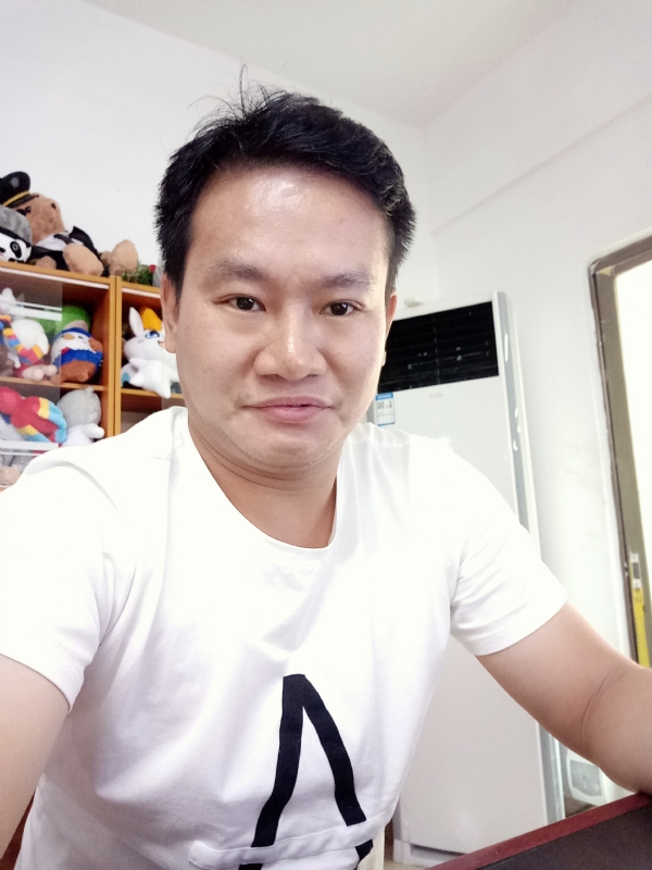 辉祥明天的第一张照片--深圳认干亲服务网