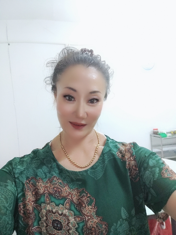 燕子的第二张照片--深圳认干亲服务网