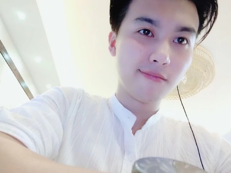 皮特王的第一张照片--深圳认干亲服务网