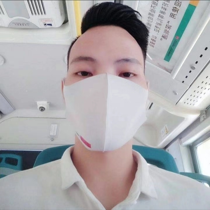 摆渡者的第一张照片--深圳认干亲服务网