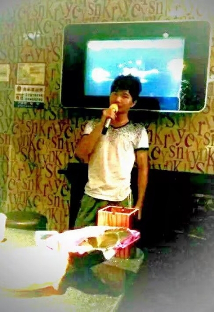 单身青年的第一张照片--深圳认干亲服务网