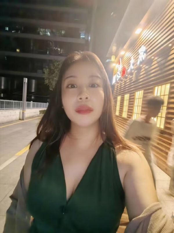 叶子青青的第四张照片--深圳认干亲服务网